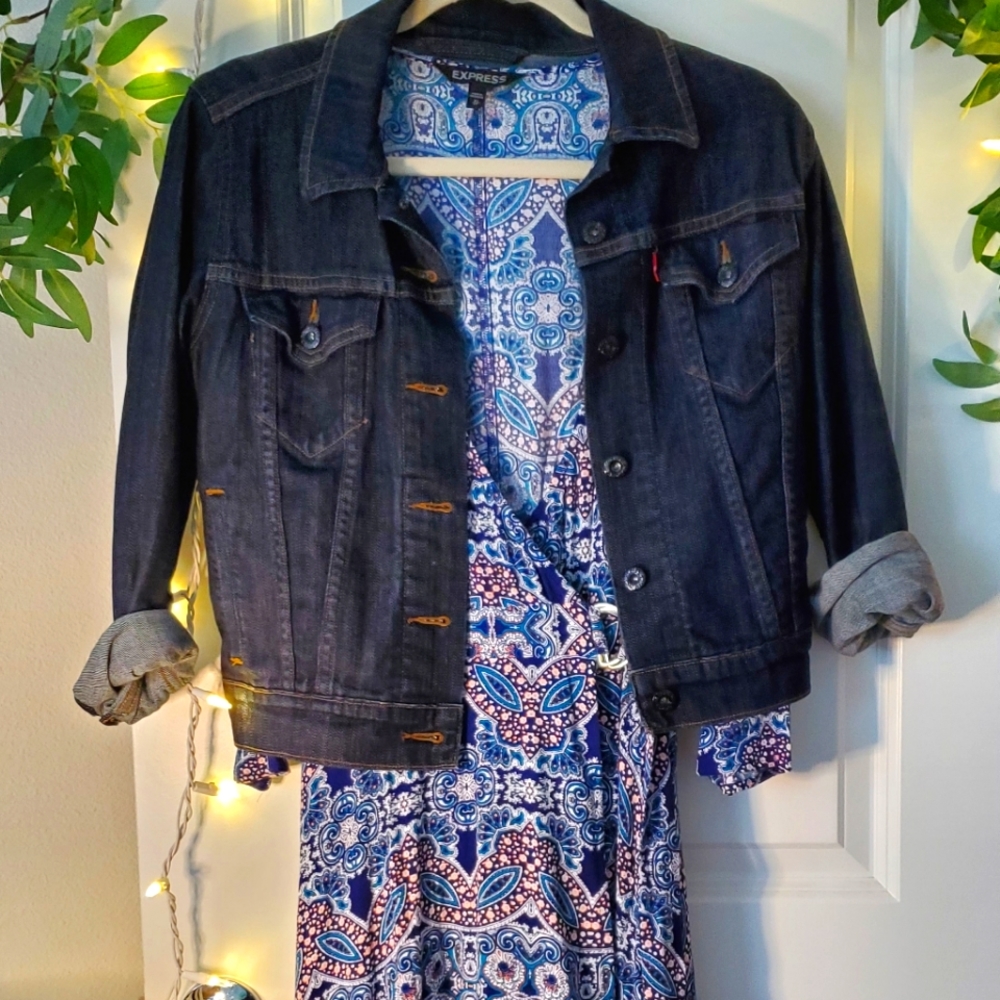 Express Paisley Wrap Dress size XS
